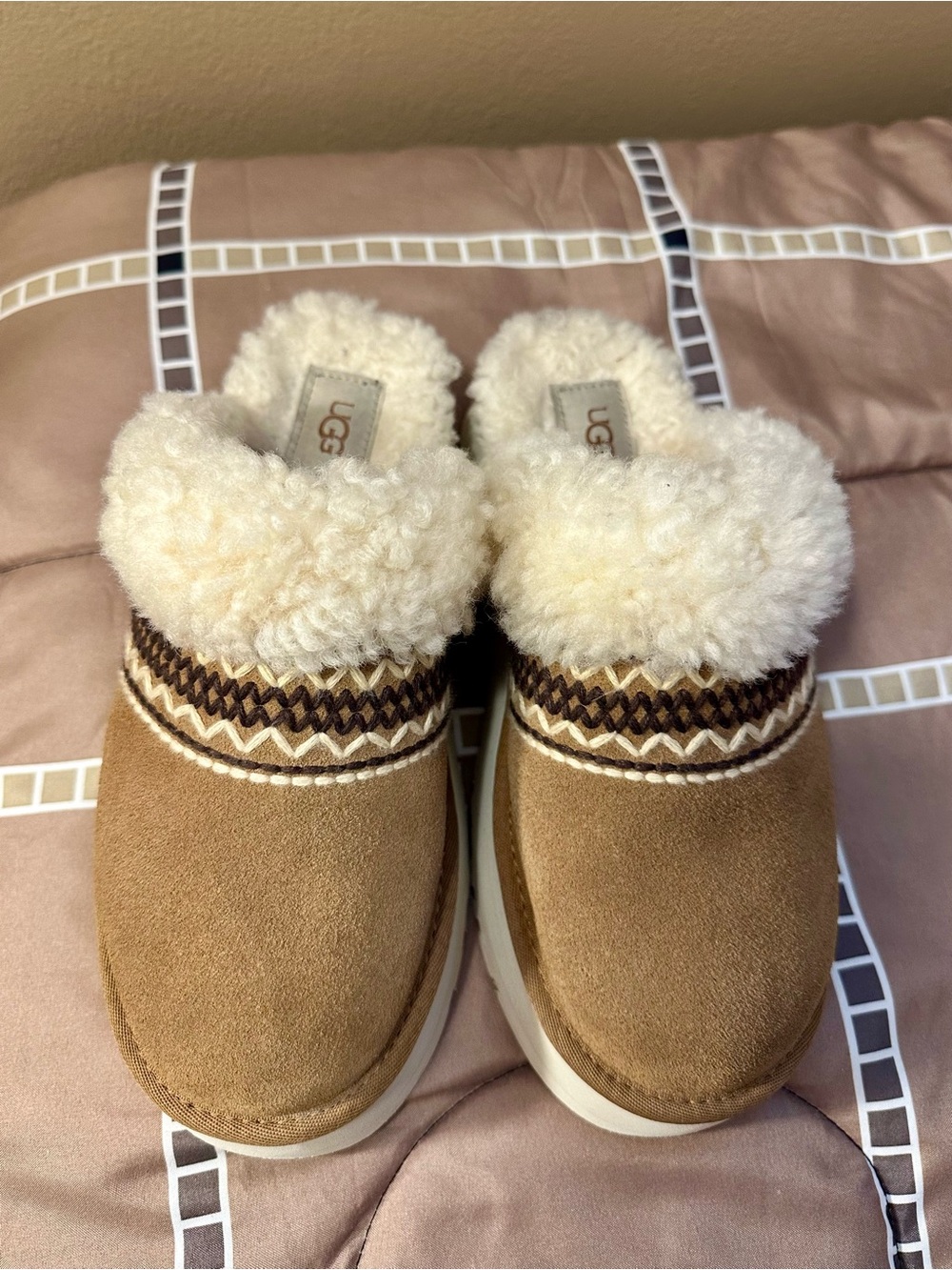 UGG Chestnut Suede Shearling-Disquette Matherson style slippers/clogs